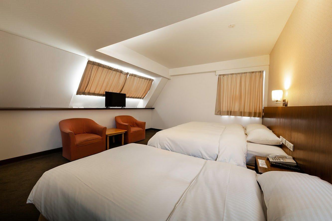 Standard Twin Room (Breakfast Included) - Green World Hotel - New World