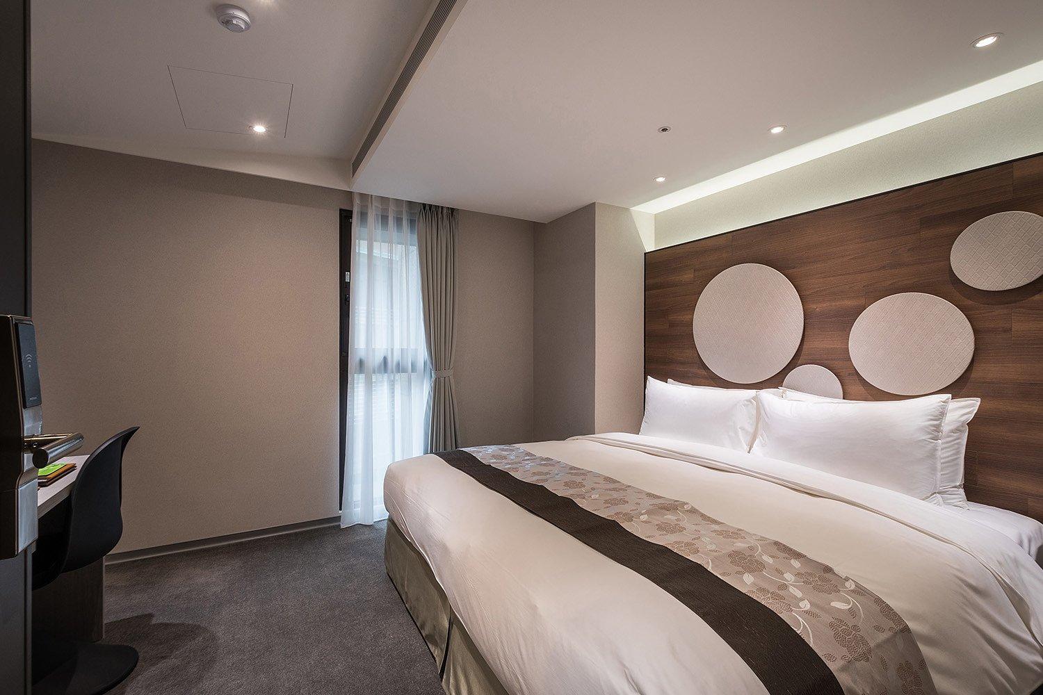 Standard Double Room (Breakfast Included) - Green World Hotel - Songshan