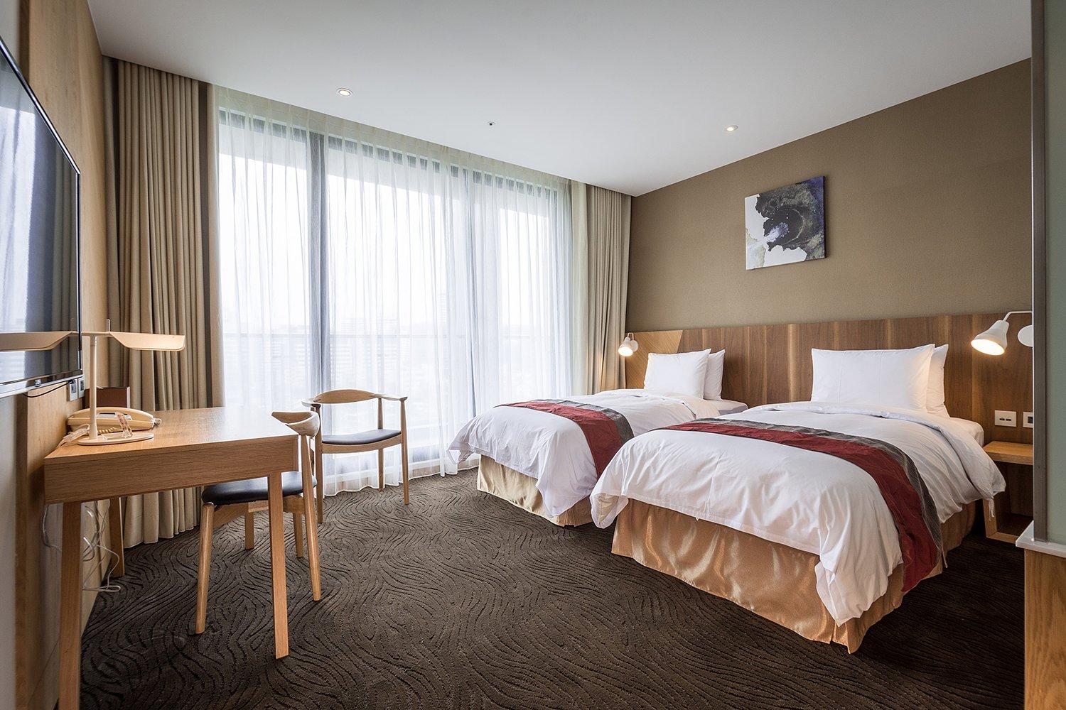 Standard Twin Room (Breakfast Included) - Green World Hotel - Nangang