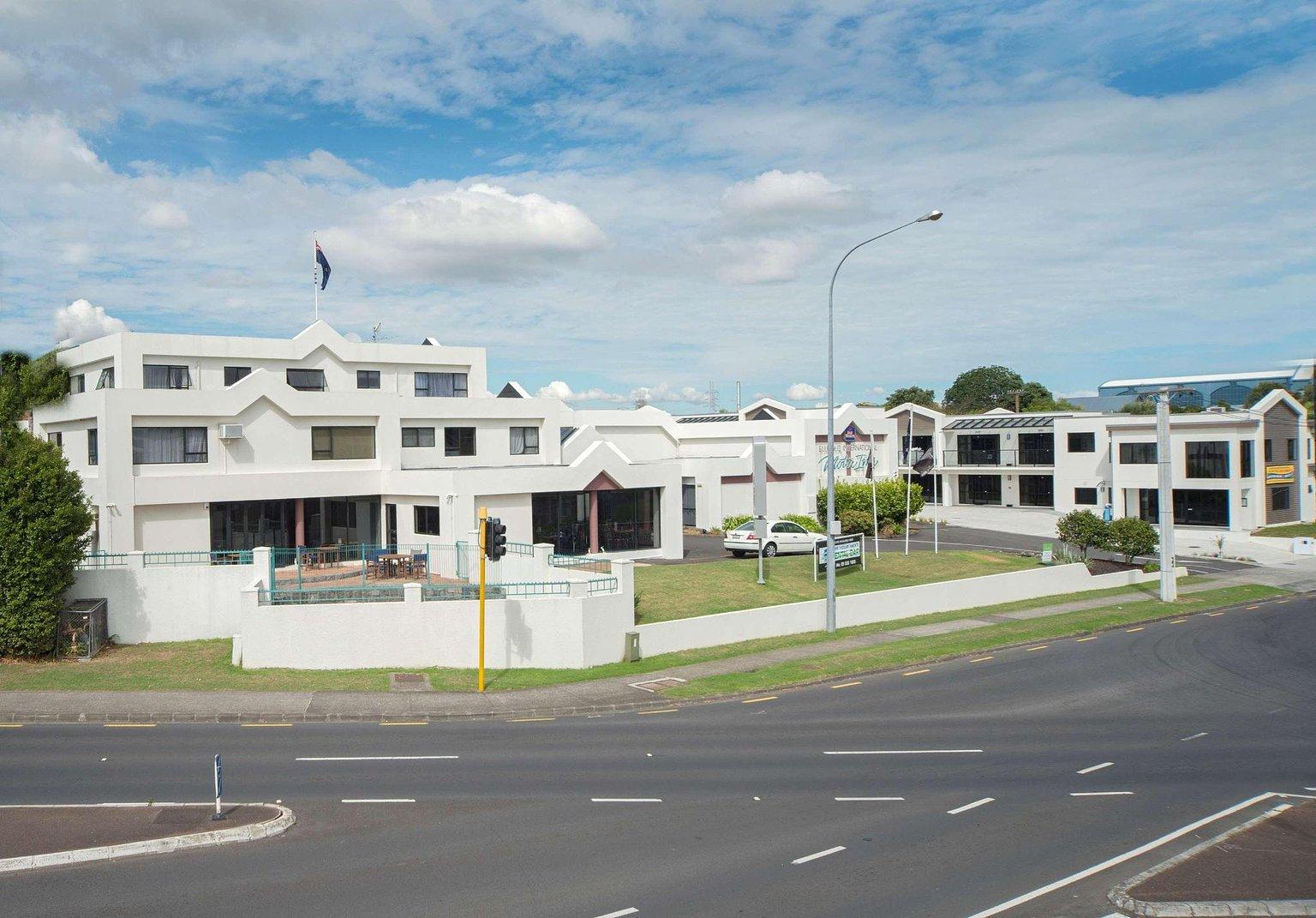  Best Western Ellerslie International