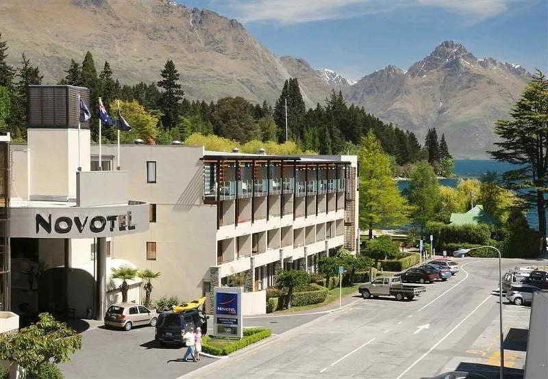 Novotel Queenstown Lakeside