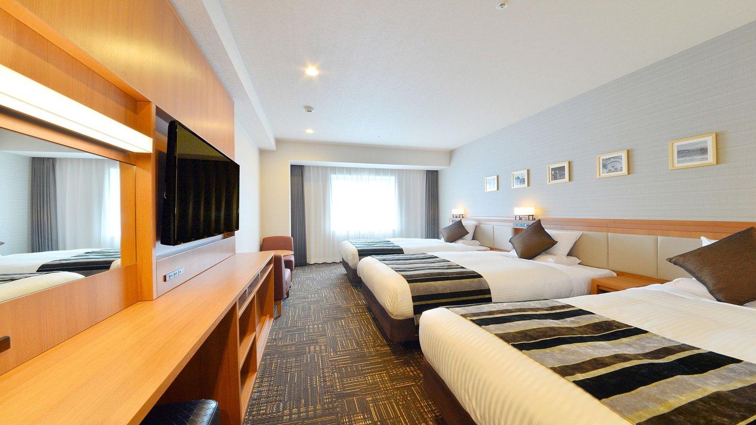 Premium Triple Non-Smoking (Breakfast Included) - Hakodate International Hotel