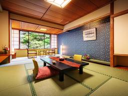 Japanese-style 10 mat Room (Valley view)