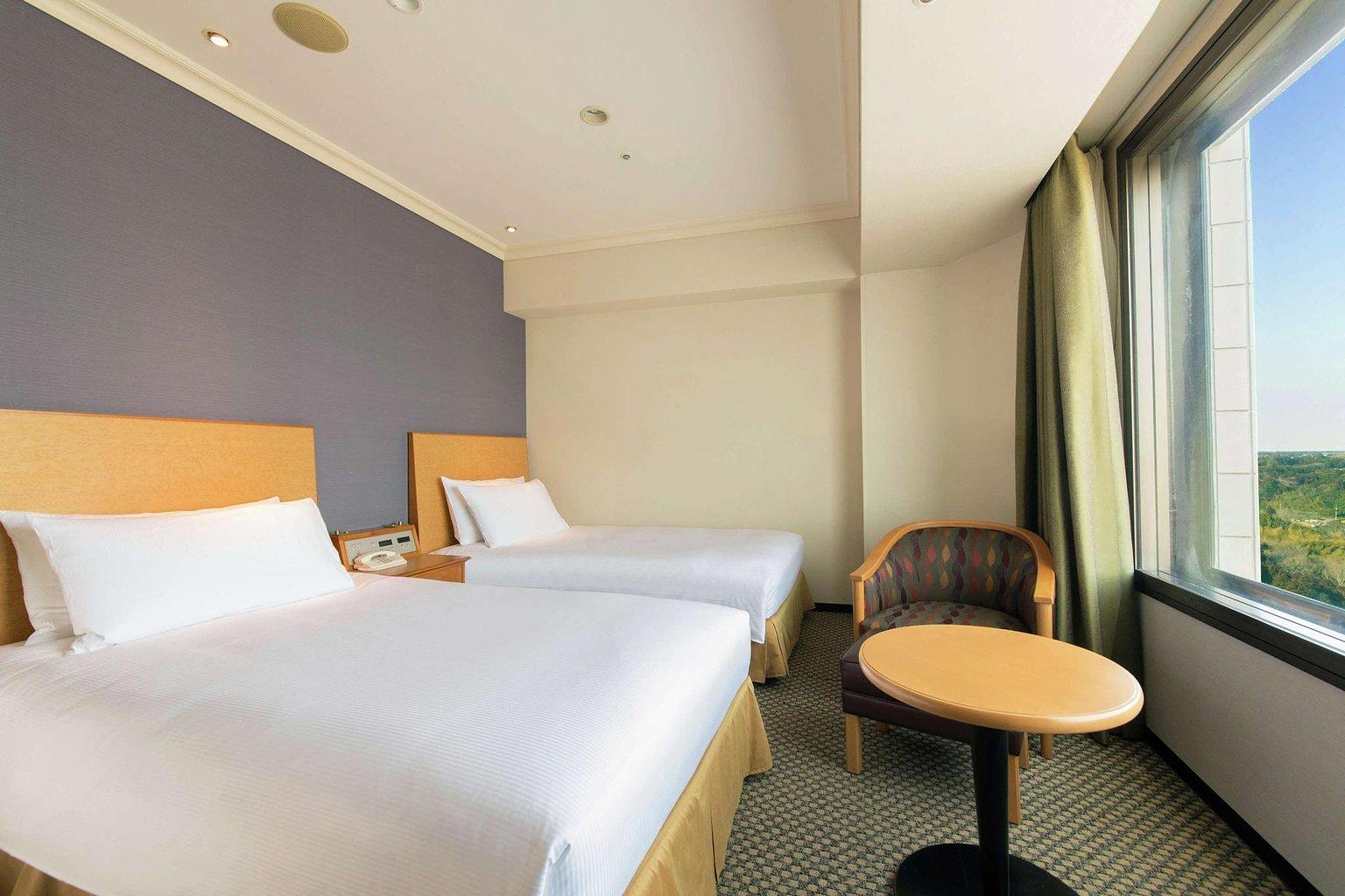 Twin Guest Room - Hilton Tokyo Narita Airport Hotel / Hilton Tokyo Narita Airport