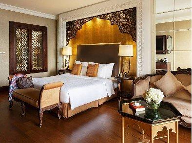 Deluxe King Sea View - Jumeirah Zabeel Saray