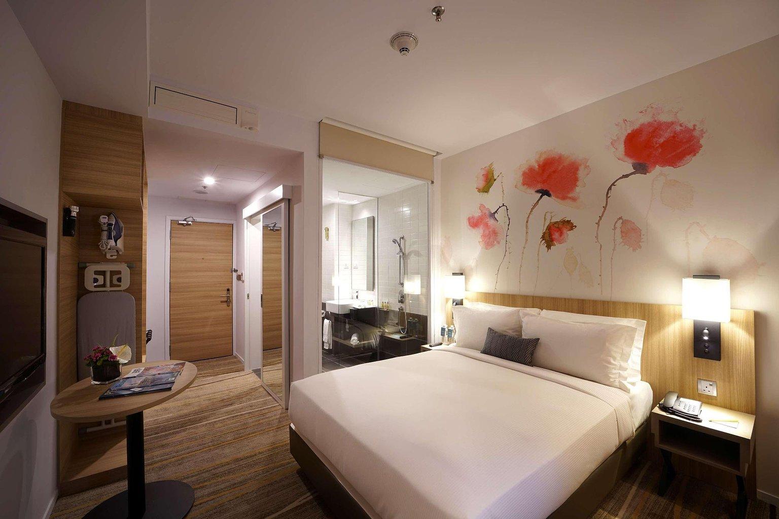 Queen Guest Room - Hilton Garden Inn Jalan Tuanku Abdul Rahman South