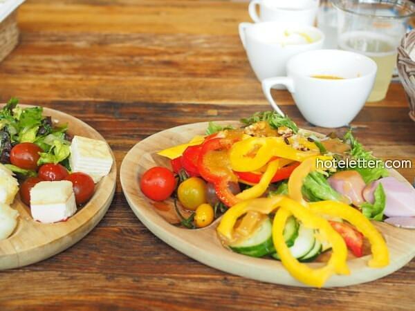 朝食の野菜がおいしいホテル