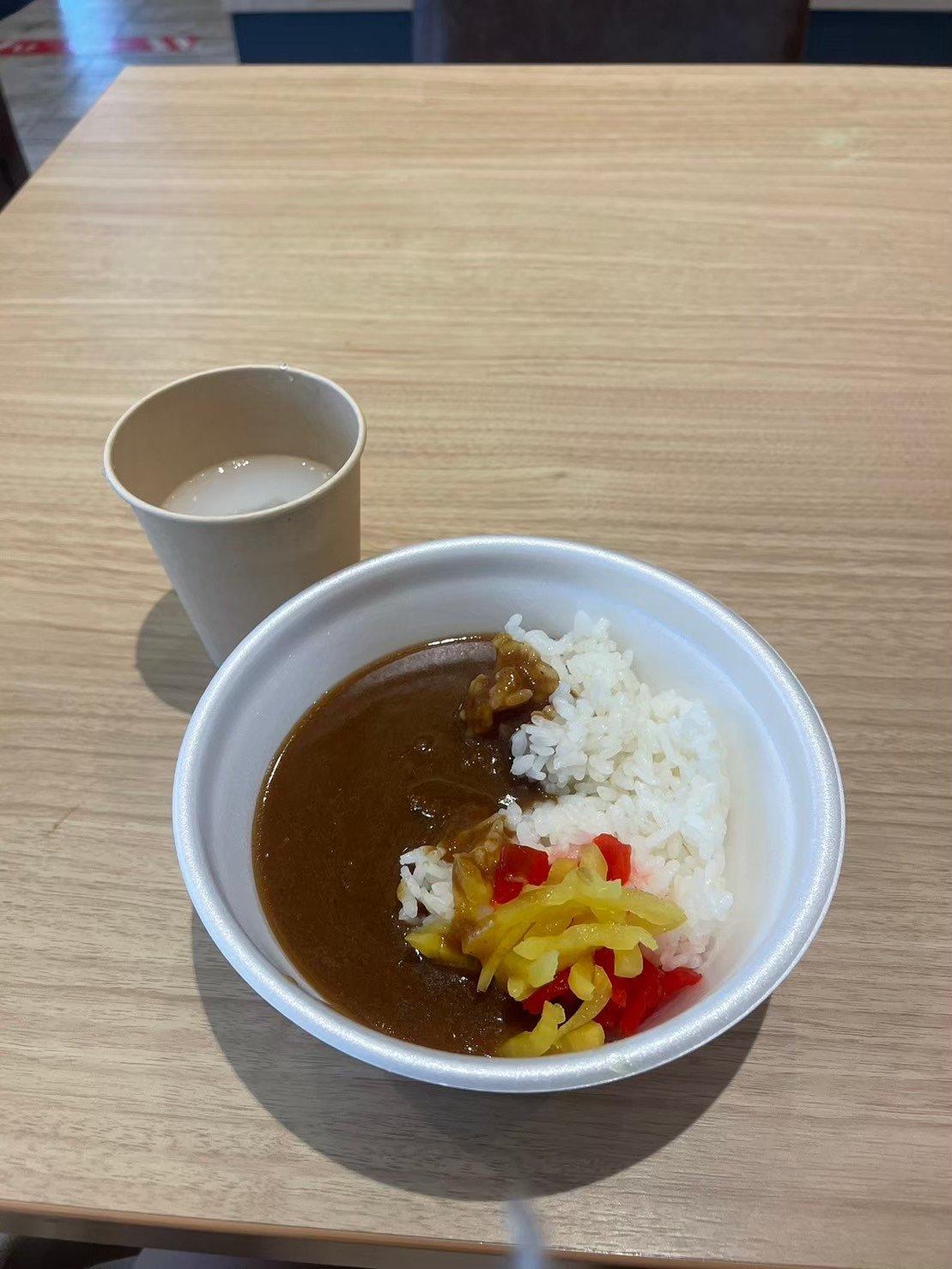 24時間無料うどん、カレーが最高！