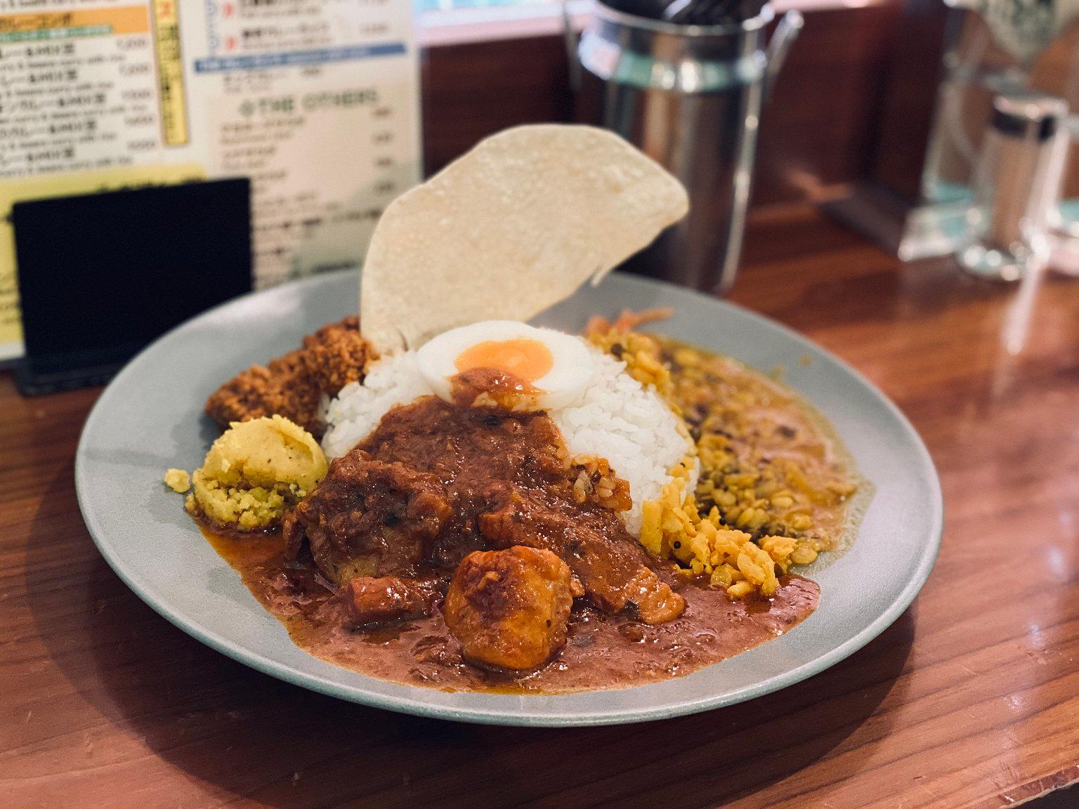 新宿でカレーを食べるならココ