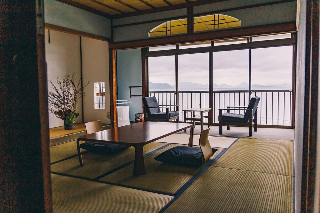 Denim Japanese-style room overlooking the Seto Inland Sea - DENIM HOSTEL float
